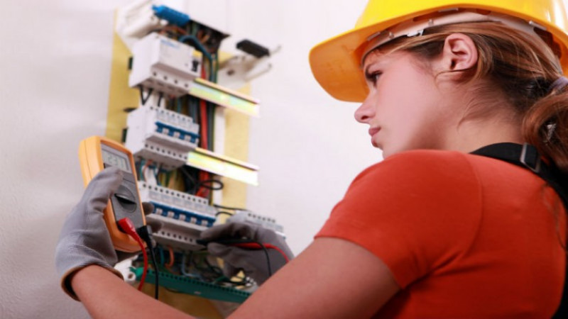 Signs You Need a Local Electrical Contractors Newnan GA