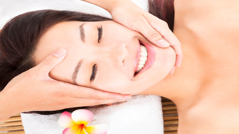 Enjoy a Deep Cleansing Facial in Frisco, TX
