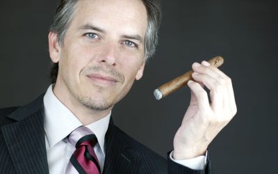 Experience the Rich Flavour Profile of King Edward Imperial Cigars for UK Smokers